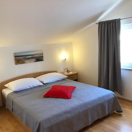 Apartments Saric Biograd Na Moru Esterno foto