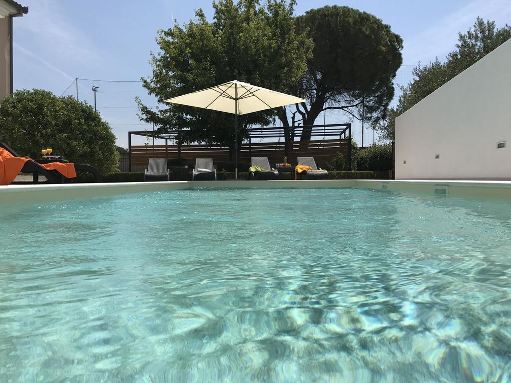 Apartments Saric Biograd Na Moru Esterno foto
